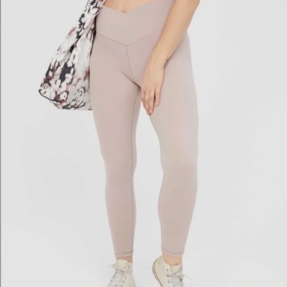 OFFLINE Aerie High Waisted Crossover Leggings